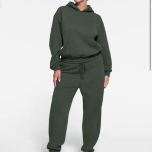 listing-status-banner